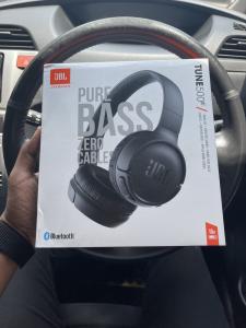 Headphones: JBL Tune 500bt ( selados )