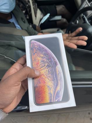 iPhone XS Max 256gb na caixa selado