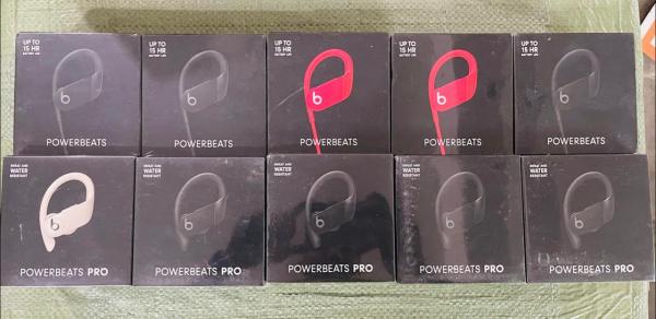 Powerbeats / Powerbeats pro