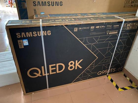 Tv Samsung QLED Q950TS 8K Seladas