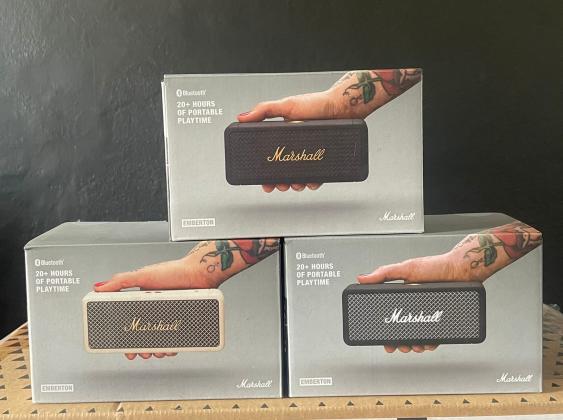 Marshall kilburn || : coluna bluetooth