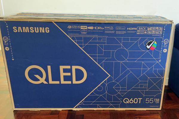 Tv Samsung 55” QLed q60T ( selado )