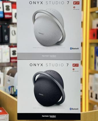 Harman Kardon Onyx Studio 7