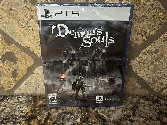Demon Souls PS5 Selados