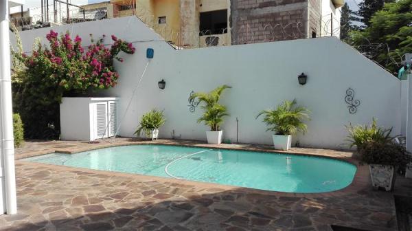 For Rent  House T4 sommershild  whit pool