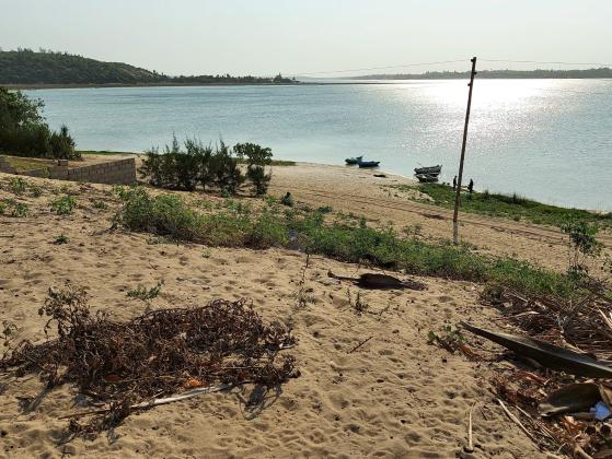 Terreno de 1100 m² para investimento na Praia do Bilene
