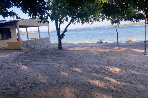 Terreno de 2000 m² para investimento na Praia do Bilene