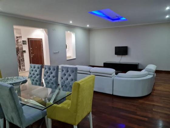 Vende-se Luxuoso Apartamento Tipo 3 no Condomínio Garden Park na Matola