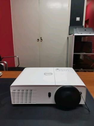 PROJECTOR DELL S230