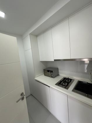 Apartamento T3 com 4 wcs, duas cozinhas e parqueamento para duas viaturas. na Dona Alice no condomínio 4 Life