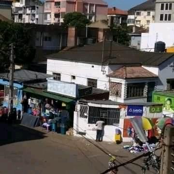 Vende-se Vivenda na Cidade de Maputo Malanga