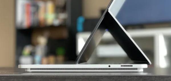 Laptop Microsoft Surface 2-in-1 i7 11th gen  16GB RAM Nvidia GeForce RTX 3050Ti