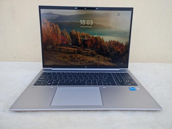 Laptop HP Zbook Firefly G9 Mobile Workstation 16” i5 12th gen 16GB RAM 1TB SSD