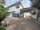 VENDE-SE MORADIA T6 NO BAIRRO SOMMERSCHIELD 1 PRÓXIMO AO PARQUINHO