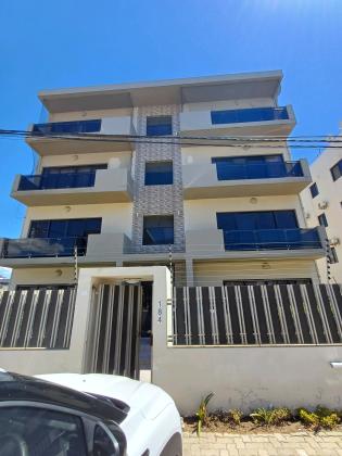 Vende se ou arrenda se apartamento novo tipo 3 com suite mais 2wc no condomínio lua mar no bairro costa do sol
