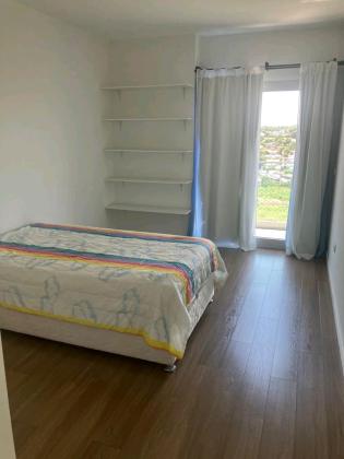 Arrenda-se um apartamento tipo 3 com ou sem moveis no condomínio Golf Residence na sommerschield 2