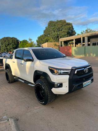 TOYOTA HILUX GD6 AUTO 4x4 FACELIFTED 2023