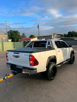 TOYOTA HILUX GD6 AUTO 4x4 FACELIFTED 2023