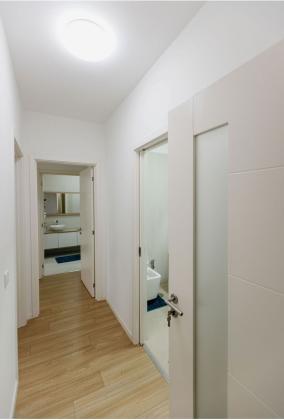 Arrenda se apartamento T2 mobilado no condomínio Golf residence Bairro da Sommerschield 2 proximo ao Hospital privado / escola portuguesa