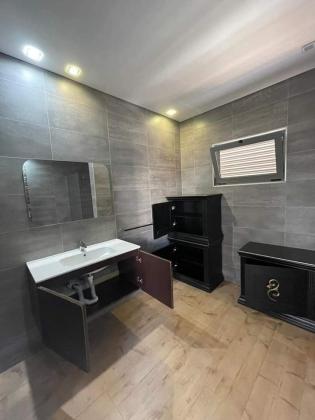 ARRENDA-SE APARTAMENTO T3 NO CONDOMÍNIO KURHULA - COSTA DO SOL - AV. MARGINAL