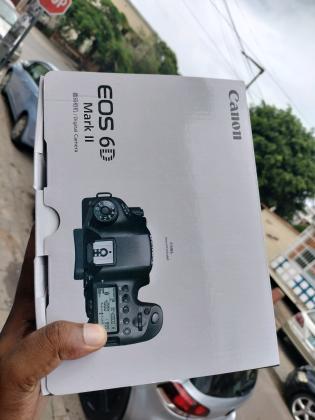 Canon EOS 6D Mark II Nova e selada