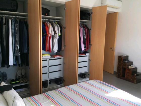 Arrenda-se um apartamento tipo 3 mobilado no condomínio jacarandá na polana