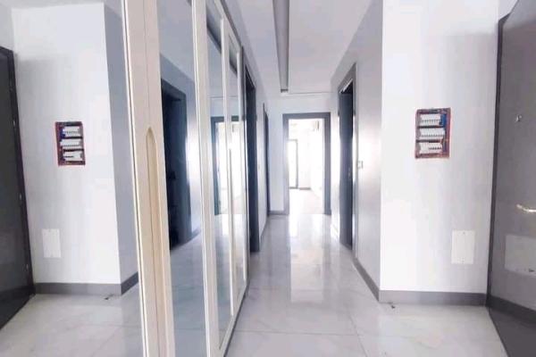 vende se apartamento T3 mobilado na Polana Av Julius Nyerere - frente hotel Polana