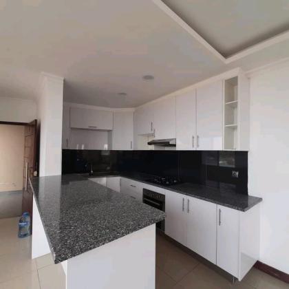 arrenda se apartamento T3 (2 en suítes) na Costa Do Sol - Mapulene (Bomba Galp)