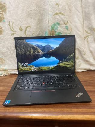 Lenovo ThinkPad E14 Gen 2 14” i5 11th 256Gb SSD 8GB RAM
