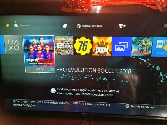 PS4 Pro 1TB e Joystick com Dois Jogos Físicos