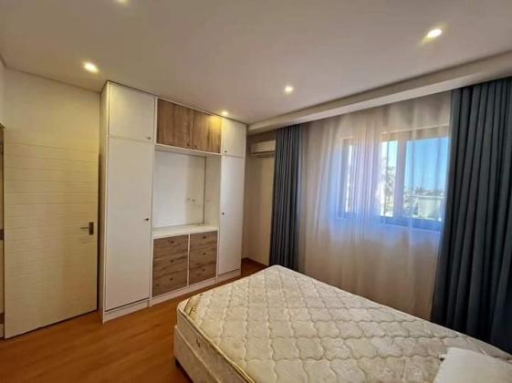 vende se apartamento T3 mobilado condomínio novo na Donalice - Triunfo 2
