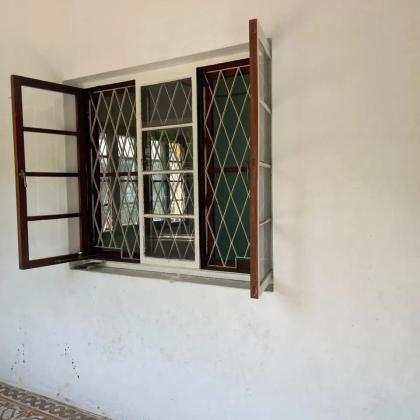VENDE-SE FLAT TIPO 3 - 2°ANDAR NA POLANA ENFRENTE AO USTM