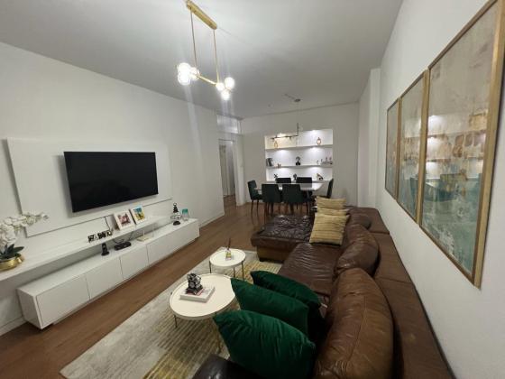 Vende-se Moderno Apartamento Tipo 2 no Bairro Central_Papelaria Acadêmica
