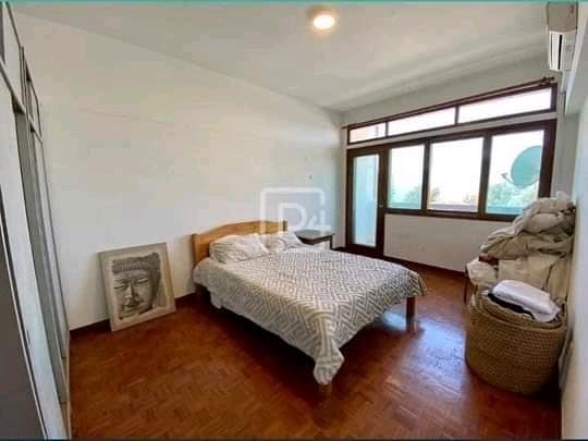 Vende-se um apartamento tipo 3 no 5 andar com vista ao mar na Julius nherere