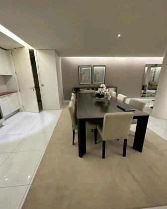 Arrenda-se um luxuoso apartamento tipo 3 mobilado no miradouro Frédéric Engels
