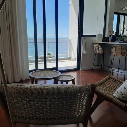 Arrenda-se Apartamento T2 mobilado com vista ao mar na Av Julius nyerere
