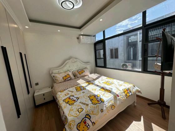 Arrendar-se Moradia Dúplex T2 suites cozinha equipada no condomínio casa jovem, costa do sol