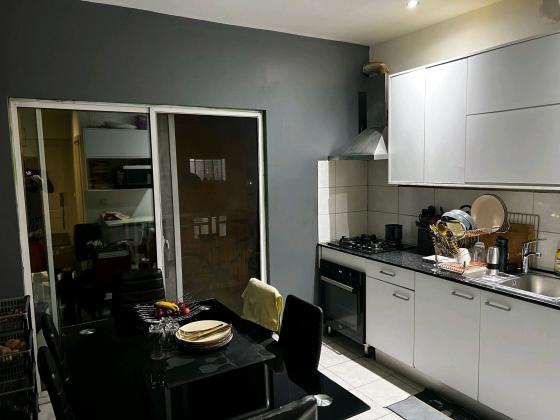 Arrenda-se Apartamento T3 2wcs um suíte, moderna no condomínio Vila olímpica