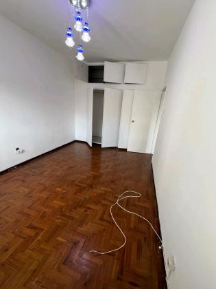 Arrenda-se um apartamento tipo 3 na polana  av Armando Tivane esquina com a Eduardo mondlane