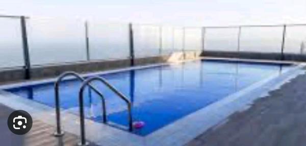 Vende-se luxuoso Apartamento Tipo 3 condomínio toprak vista panorâmica para o mar