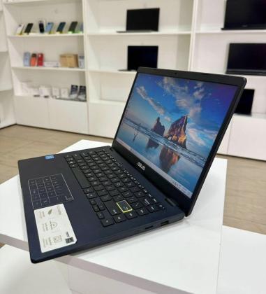 Laptop Asus VivoBook 13.6” Celeron N4020 11th 4HB RAM 128GB SSD
