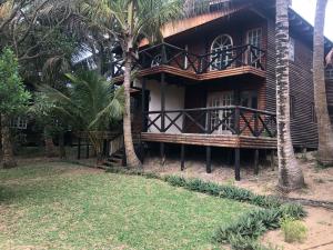 Moradia de dois pisos para venda em Mamoli (Maputo, Moçambique)