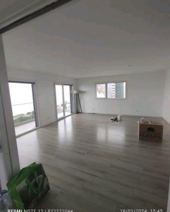 Arrenda-se um apartamento tipo 3 no condomínio polana residence
