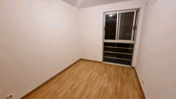 Arrenda-se Apartamento T2 moderno 2wcs no condomínio português, Zimpeto