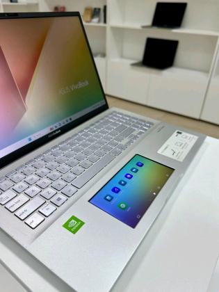 Asus VivoBook S15 X532FL (Dupla Gráfica : Intel UHD Graphics 620 + NVIDIA GeForce)