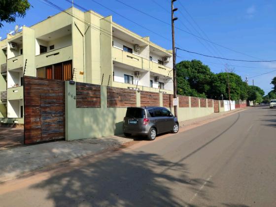 Vende-se espaçoso Apartamento e moderno quarto suíte com piscina no condomínio bela vista, cidade da Matola