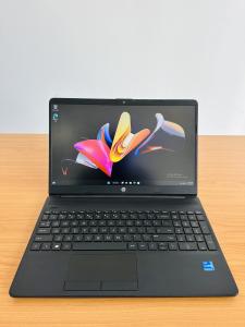- HP Laptop 15-DW3xxx Notebook PC, 11th Gen Intel(R) Core (TM) i7-1165G7 @ 2.80GHZ (8CPUs) •8 GB D