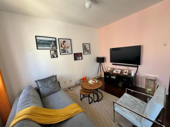 VENDE-SE apartamento T3, localizado no bairro da Malhangalene, rua da Resistência, próximo a Tua TV*