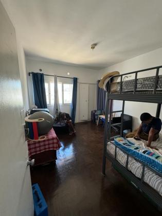 VENDE-SE apartamento T3, localizado no bairro da Malhangalene, rua da Resistência, próximo a Tua TV*