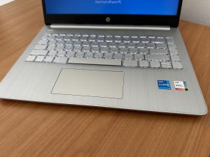 -HP 14s-dq2xxx Notebook PC  -Intel Core i5-1135G7  ( 8 CPUs)  -2.40GHZ-4.20 GHZ  -8GB DDR4 SDRAM  -2